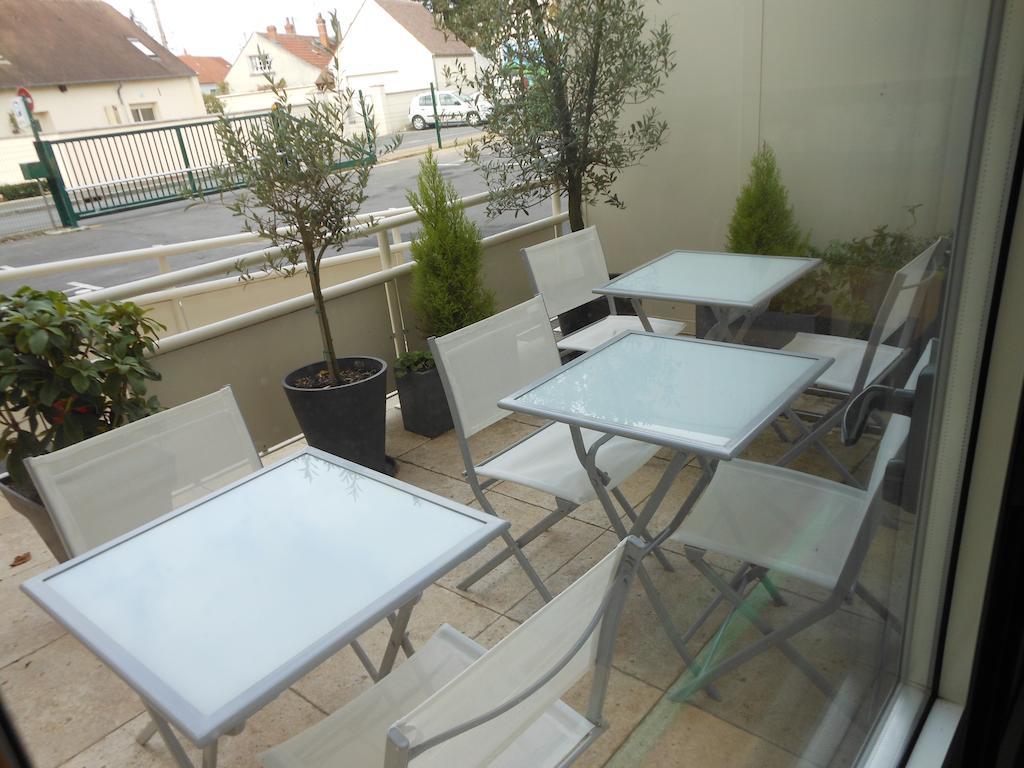 Hotel Du Parc ชาโตเนิฟ-ซูร์-ลัวร์ ภายนอก รูปภาพ
