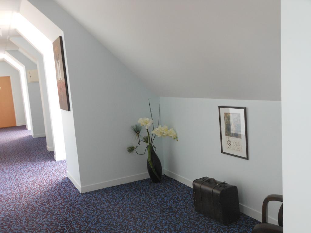 Hotel Du Parc ชาโตเนิฟ-ซูร์-ลัวร์ ภายนอก รูปภาพ