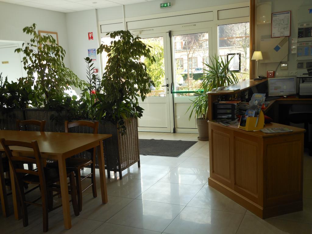 Hotel Du Parc ชาโตเนิฟ-ซูร์-ลัวร์ ภายนอก รูปภาพ